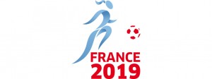 La France hébergera pour la troisième fois de l’histoire une coupe du monde de football. Après les éditions de 1938 et de 1998, durant lesquelles les hommes étaient à l’honneur, l’Hexagone accueillera le mondial féminin en 2019.