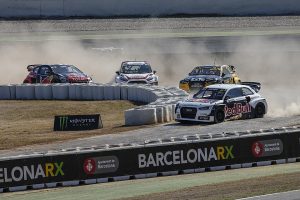 Mattias_Ekström_(Audi_S1_EKS_RX_quattro)_(29668060651)