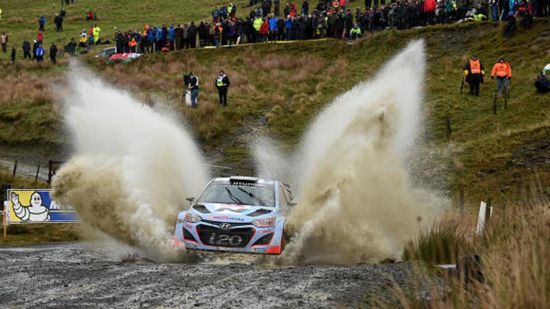 Piste boueuse_Rally_Wales_2015