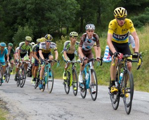 Après un succès enregistré lors de la 18e étape du tour de France, Romain Bradet a l'occasion de monter sur le podium lors des deux prochaines courses.
