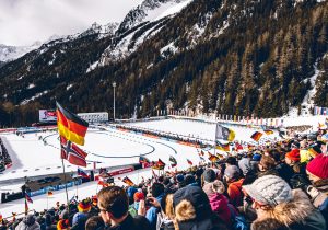 découvrez les près de 50 nouveaux athlètes sélectionnés pour les jo 2026, avec une équipe française de biathlon au grand complet prête à briller.