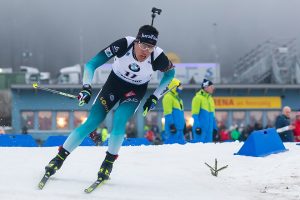 revivez la journée intense du vendredi 13 février aux jo 2026 : fillon maillet triomphe avec une médaille d'or, desloges remporte l'argent, tandis que siao him fa subit une chute. tous les moments forts en un seul article.
