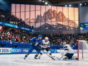 découvrez les réflexions de pierre crinon sur l'absence de critiques envers julia simon lors des jo 2026 en hockey et son ressenti de trahison.