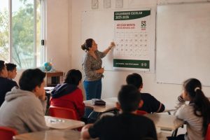 le mexique réduit l'année scolaire de 40 jours pour préparer la coupe du monde 2026, mettant toutes les chances de son côté pour accueillir et réussir cet événement mondial.