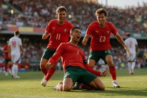le portugal lance sa préparation pour la coupe du monde 2026 en remportant son premier match amical contre le chili, affichant sa détermination et sa forme avant le tournoi.