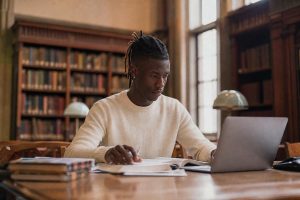 non retenu pour la coupe du monde 2026, eduardo camavinga décide de poursuivre une formation prestigieuse à harvard, démontrant ainsi son ambition au-delà du football.