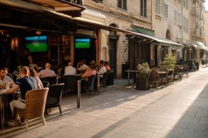 découvrez les impressions mitigées des bars et restaurants d'ajaccio à l'issue de la coupe du monde, entre succès et défis économiques.