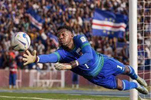 découvrez comment le gardien de but du cap-vert est devenu un héros national lors de la coupe du monde, marquant l'histoire et inspirant tout un pays.